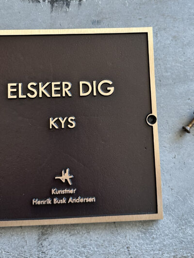 "Elsker dig, kys"